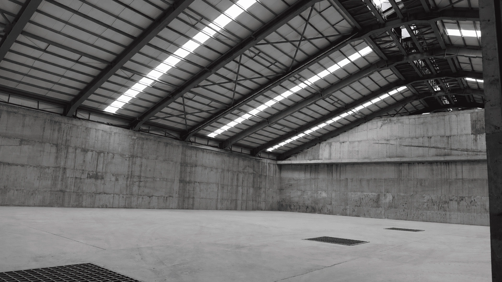 Logistics center for agricultural supplies